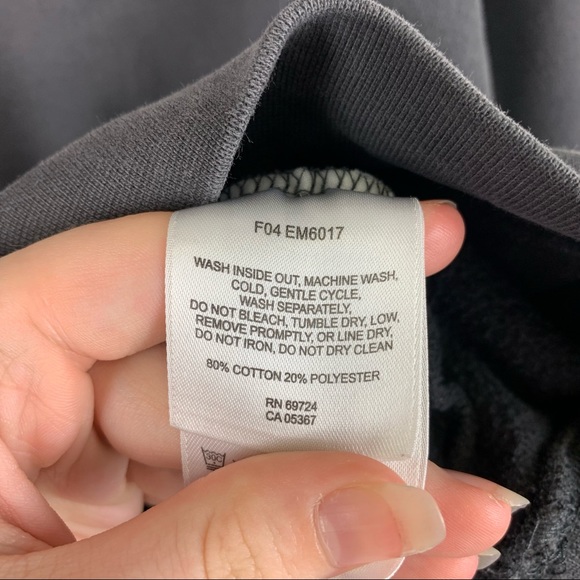 Vintage Columbia Hoodie - Picture 7 of 9